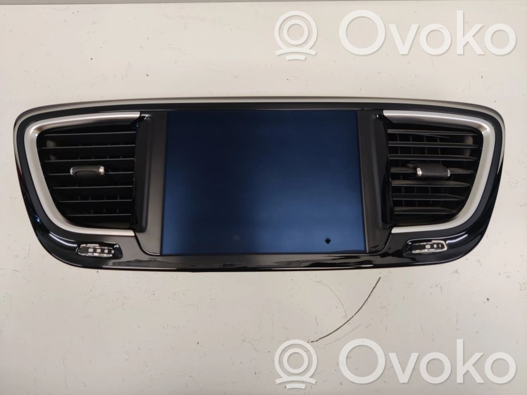 Chrysler Pacifica Screen/display/small screen 