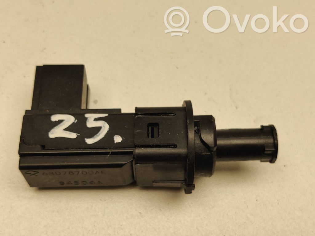 Sensor Bremspedal   68078700AE