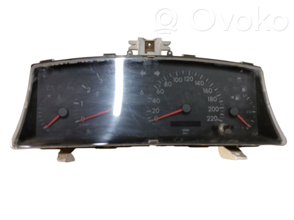 Geschwindigkeitsmesser Cockpit   88311338
