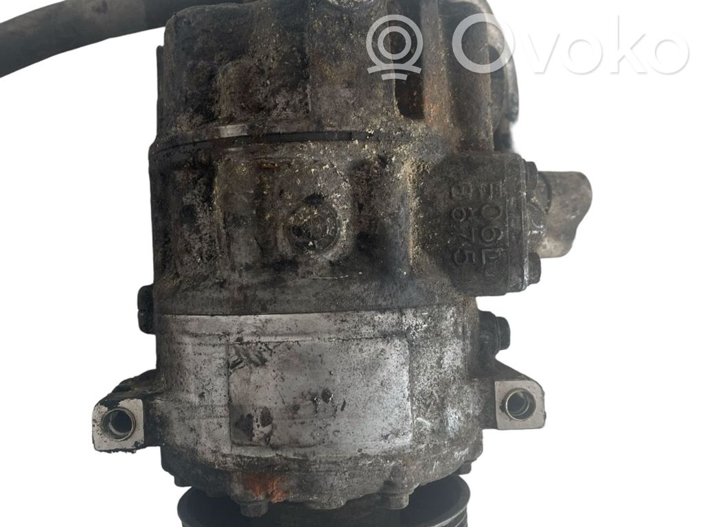 Ilmastointilaitteen kompressorin pumppu (A/C)   1K0820803Q