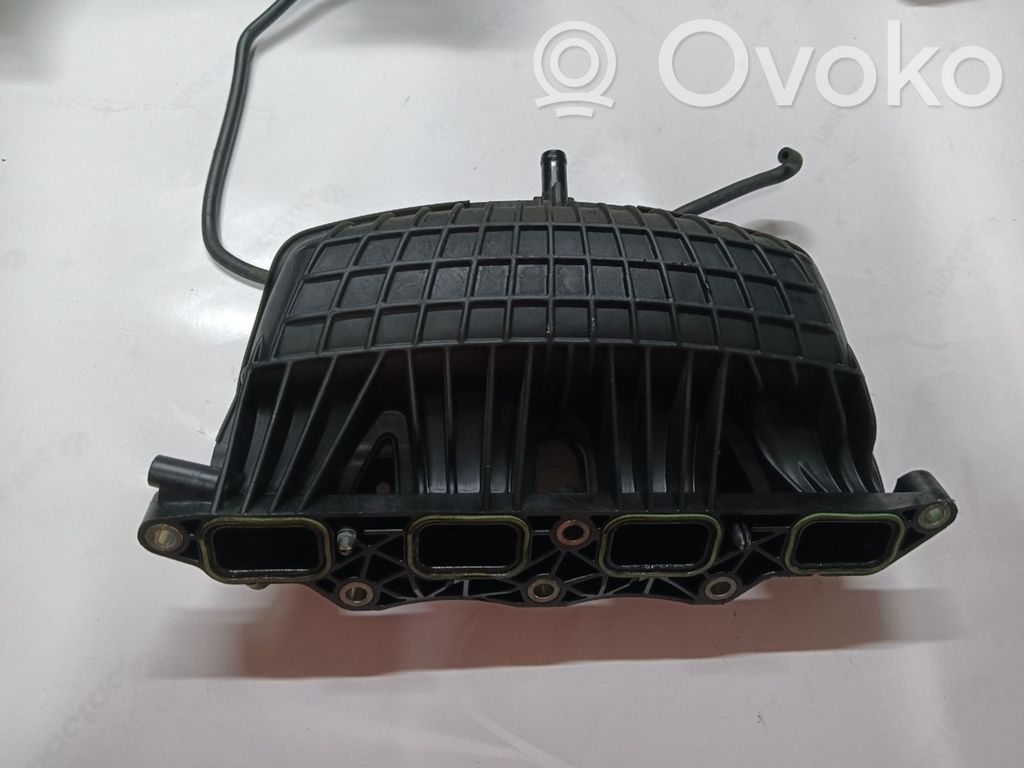 Volkswagen Golf V Colector de admisión 