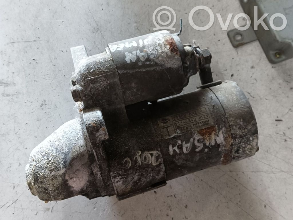Motor de arranque   233006N200