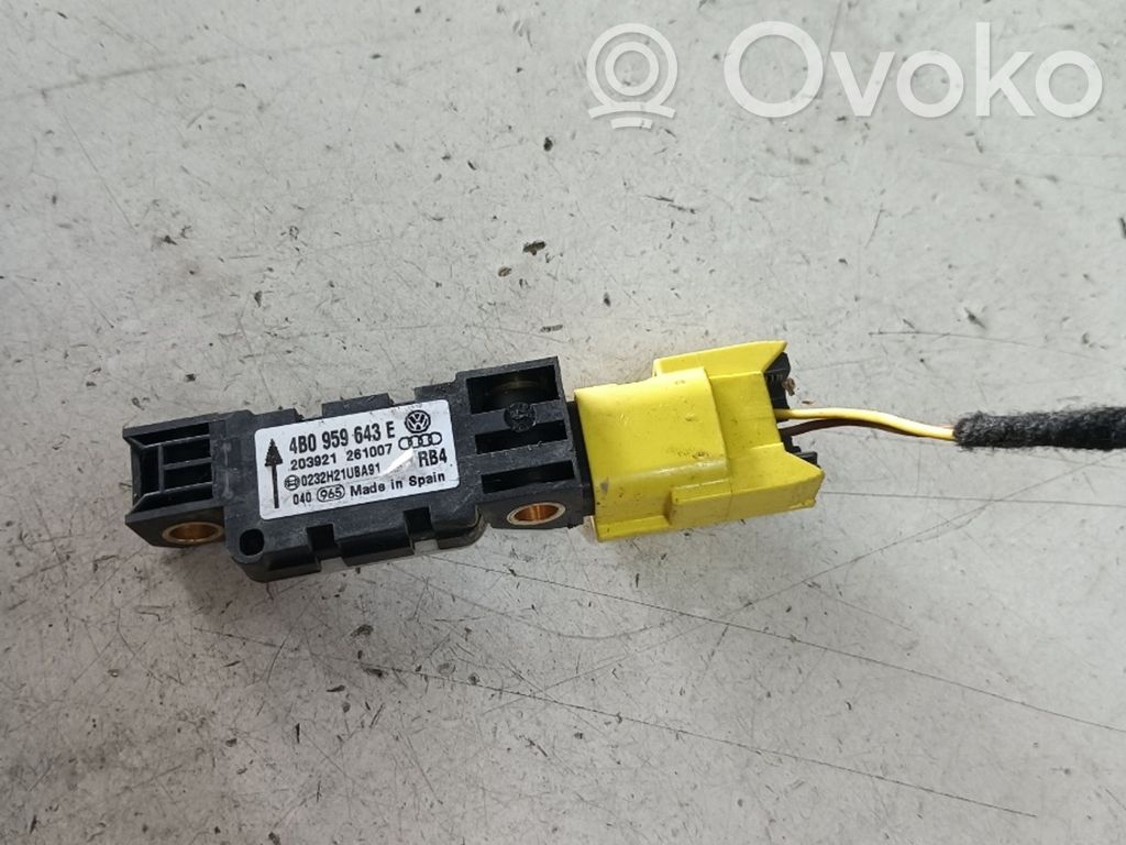 Airbagsensor Crashsensor Drucksensor   4B0959643E