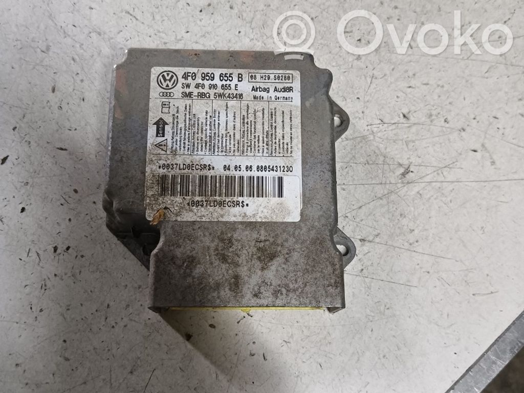 Module de contrôle airbag   4F0959655B