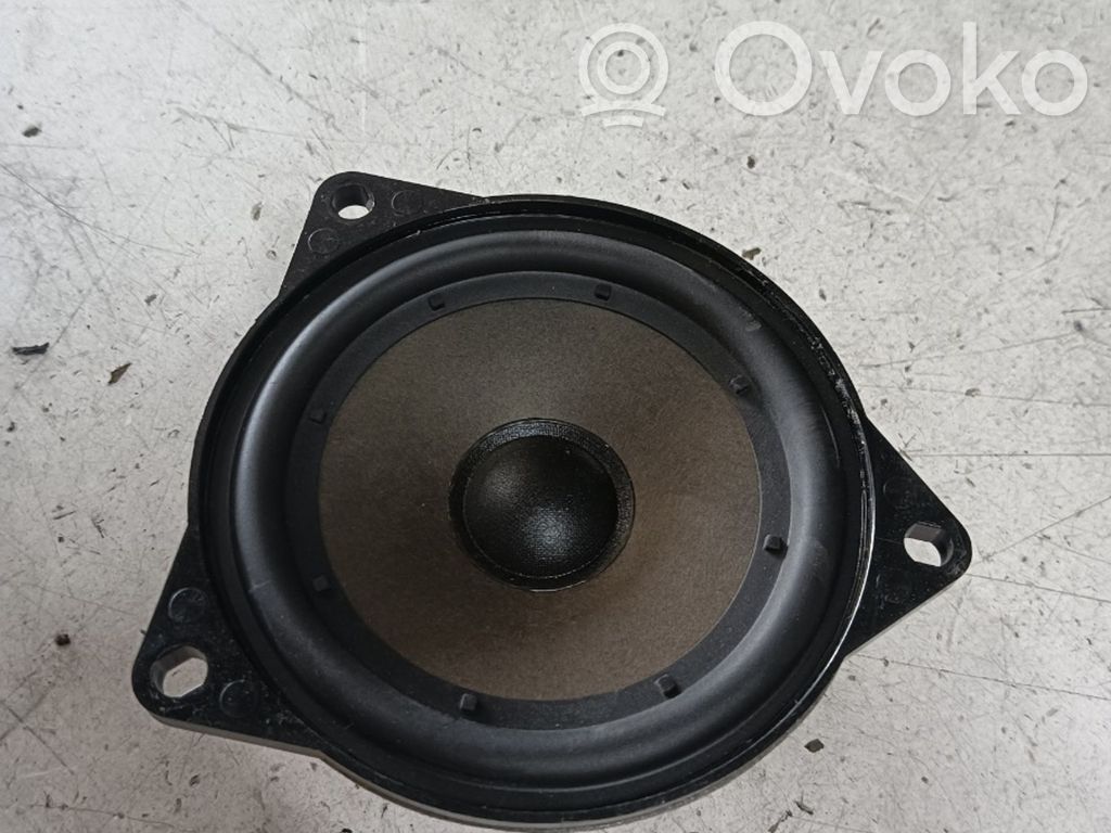 Altavoz de la puerta delantera   695013101