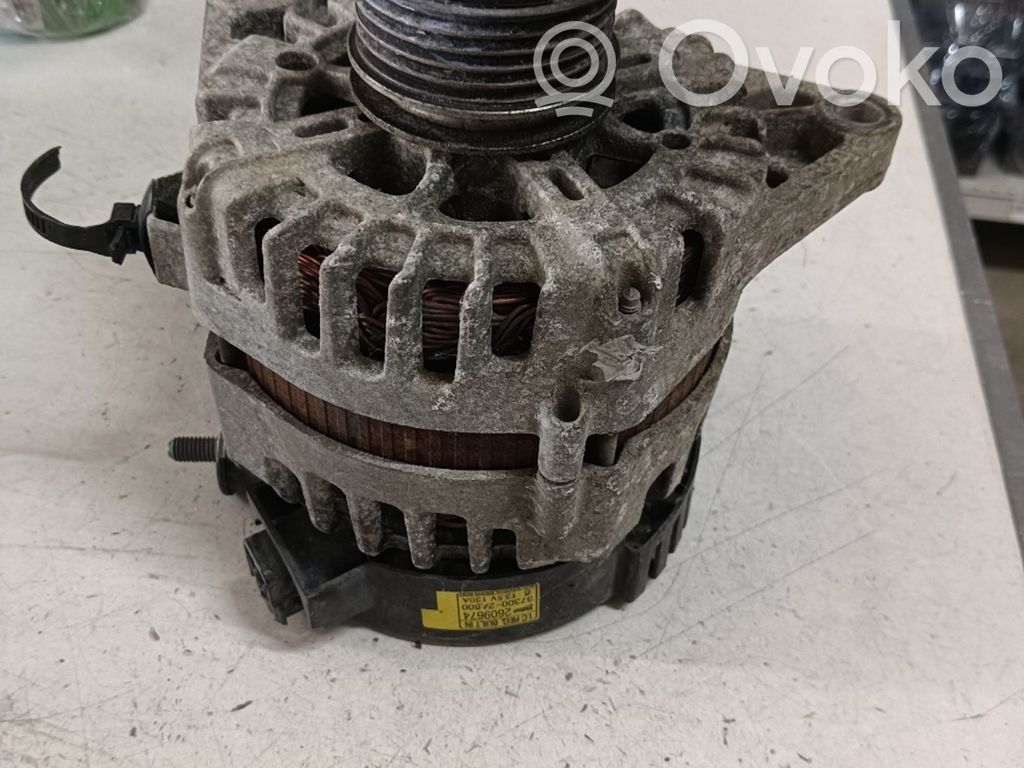 Alternador   373002A800