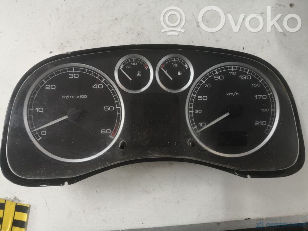 Peugeot 307 CC Orologio 