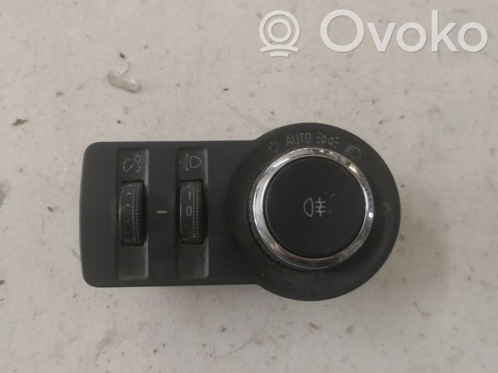 Opel Insignia A Comutator lumini bord 