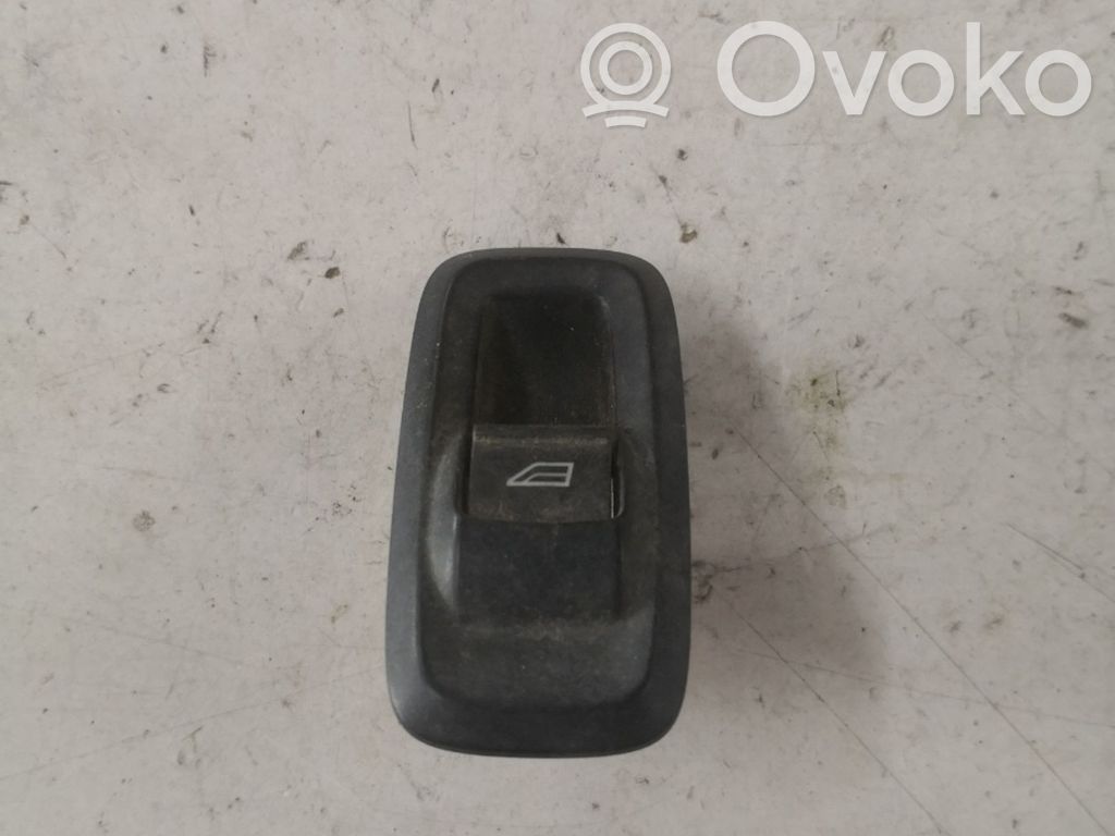 Ford Fiesta Electric window control switch 