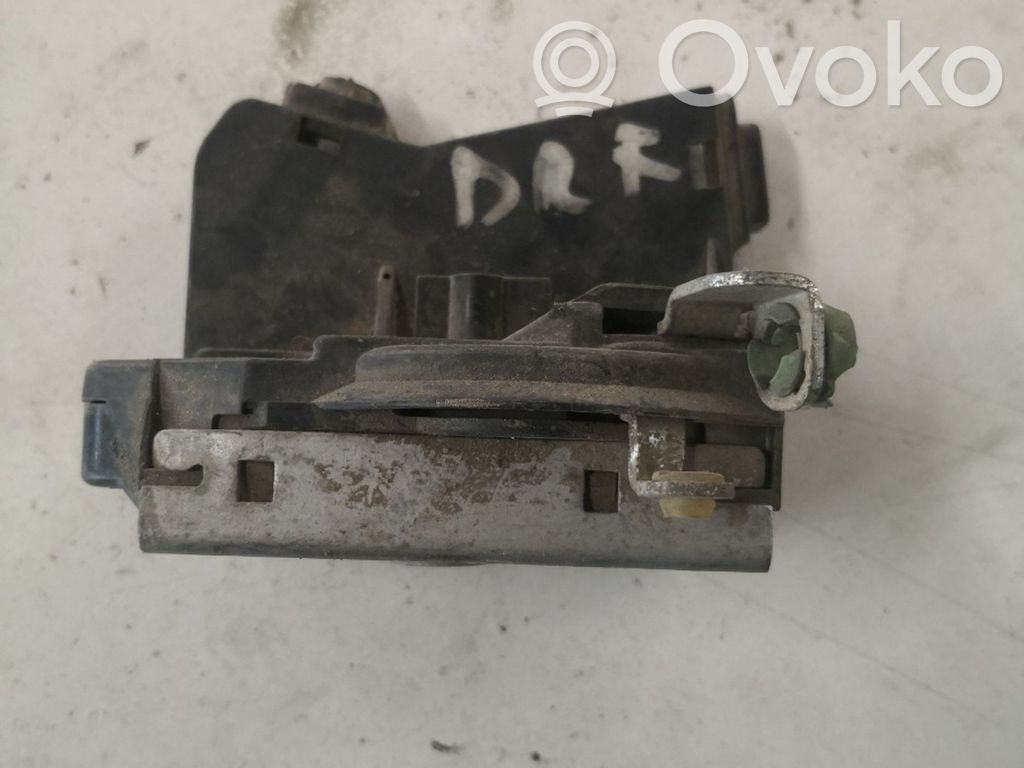 Opel Corsa C Front door lock 