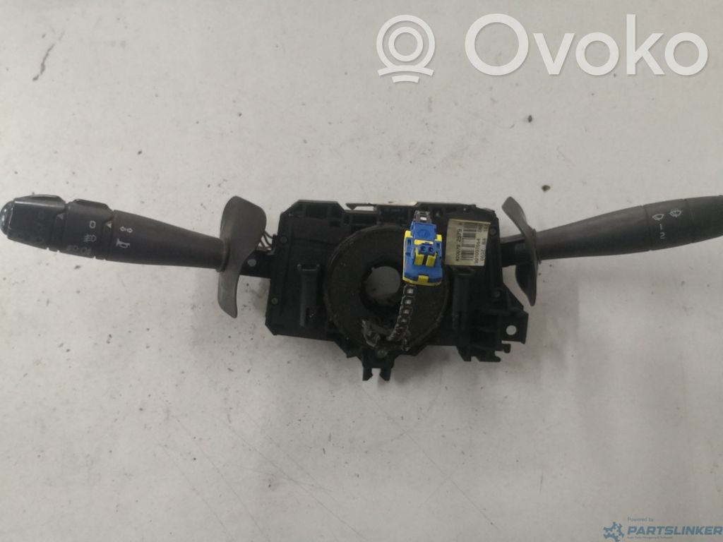 Dacia Logan I Indicator stalk 