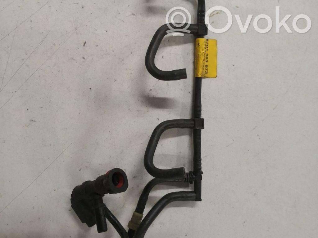 Toyota Land Cruiser (J200) Distribuidor de combustible 