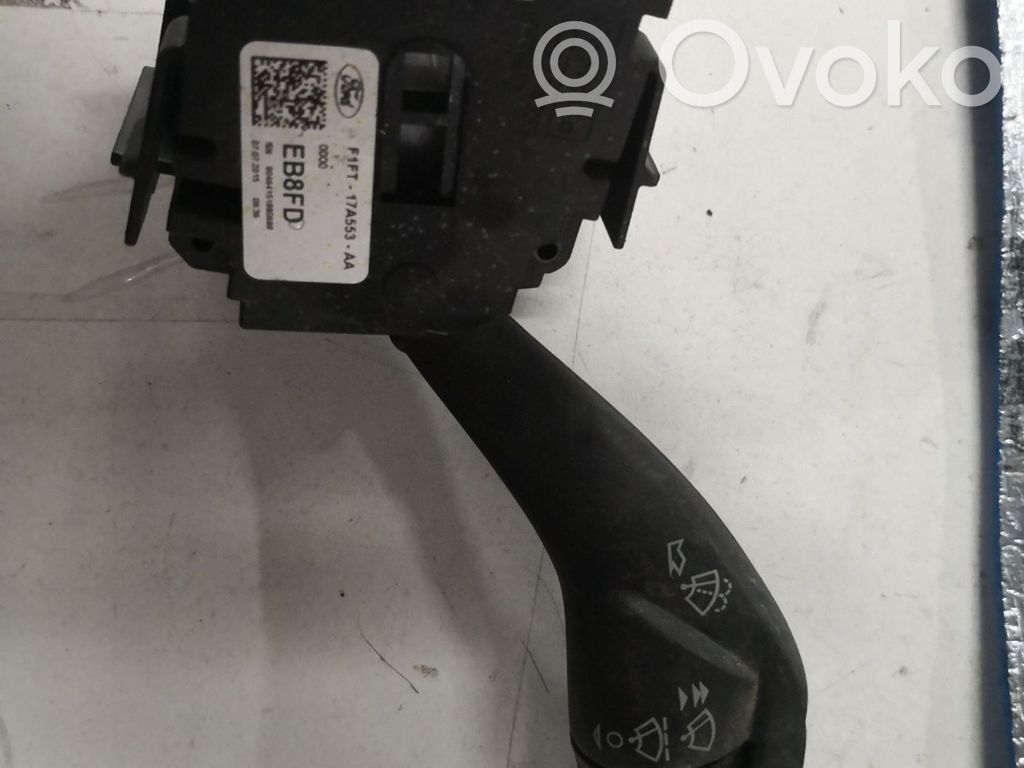 Pyyhkijän vipu   F1FT17A553AA