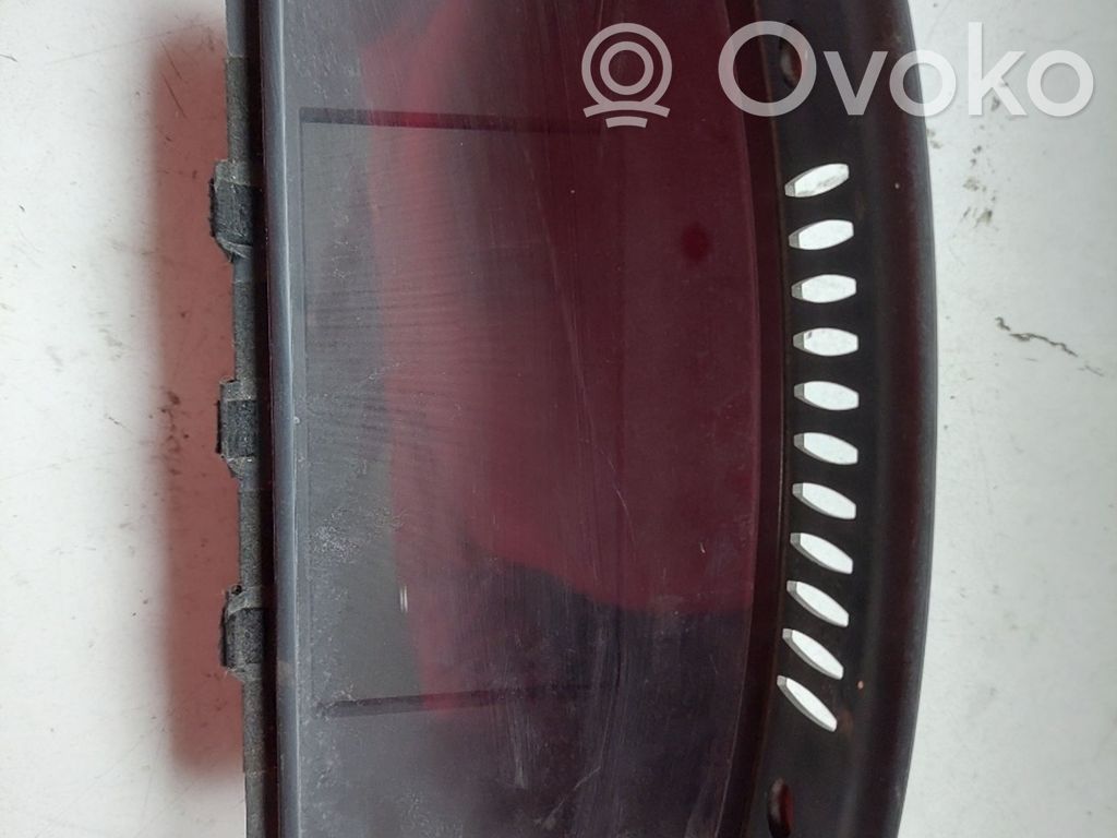 Radio/CD/DVD/GPS-pääyksikkö   A2C53061375