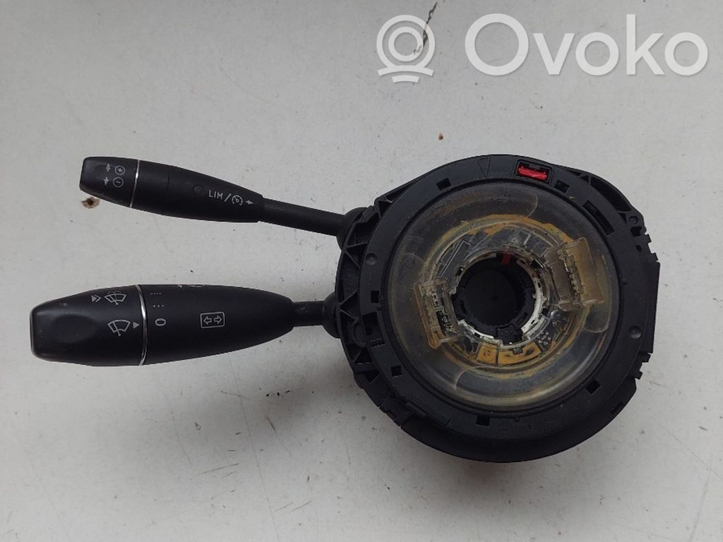 Commodo de clignotant   A2129007502