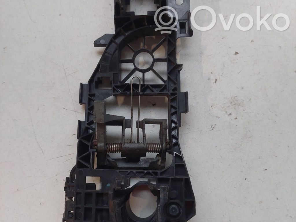 Volkswagen PASSAT B5.5 Zamek drzwi przednich 
