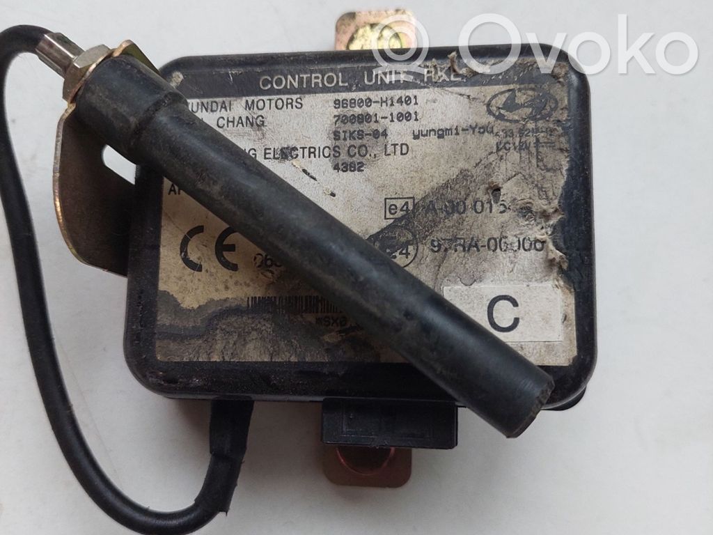 Unidad de control/módulo de la combustión   96800H1401