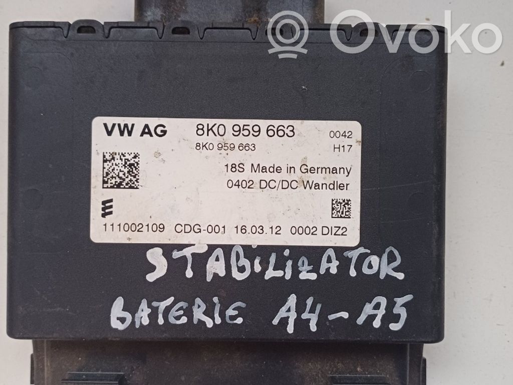 Inversor/convertidor de voltaje   8K0959663