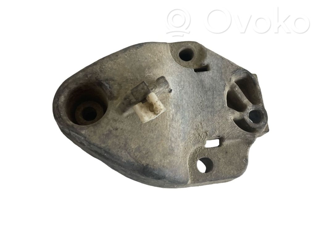 Support de moteur, coussinet   8200027175A