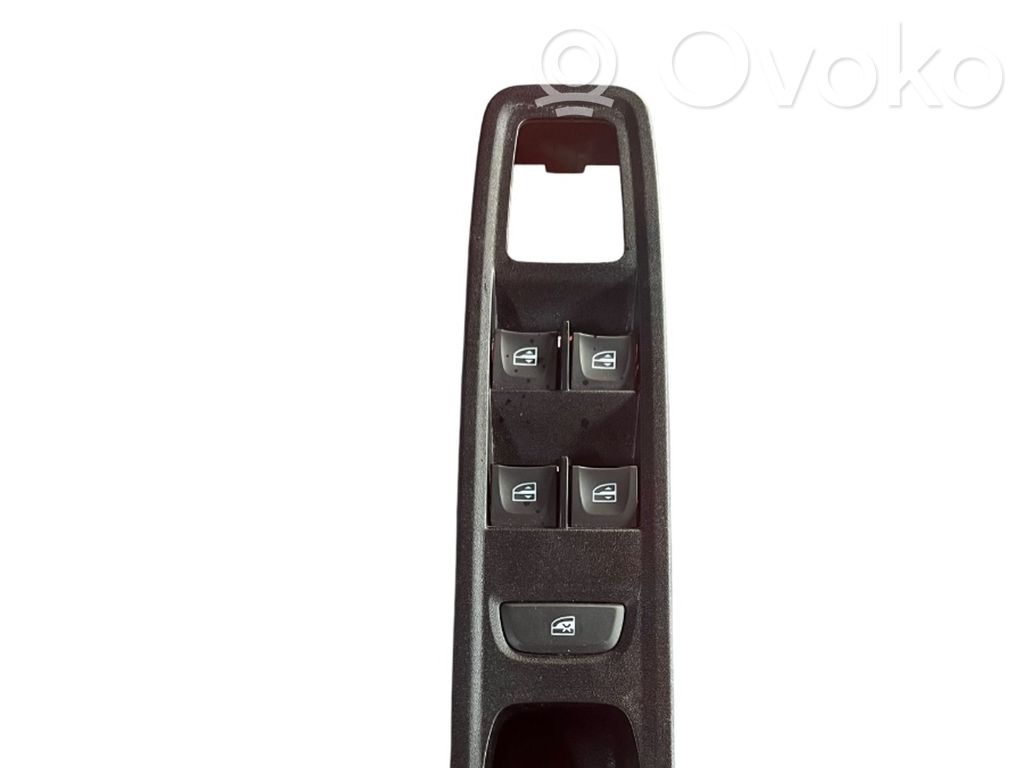 Dacia Jogger Electric window control switch 