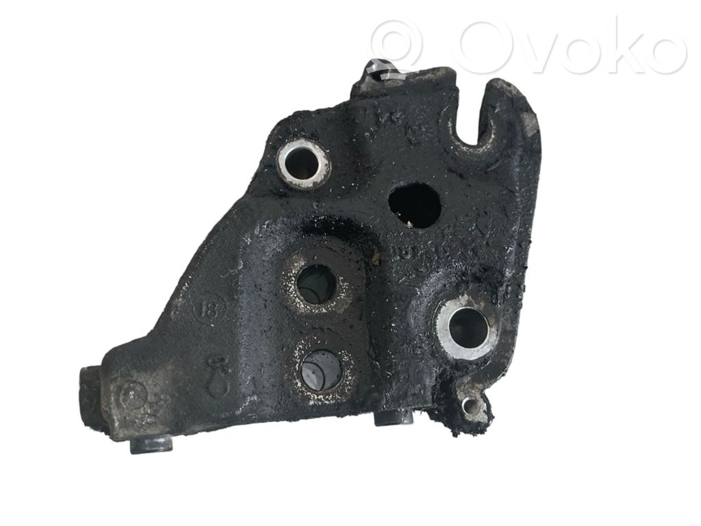 Fiat Ulysse Engine mount bracket 