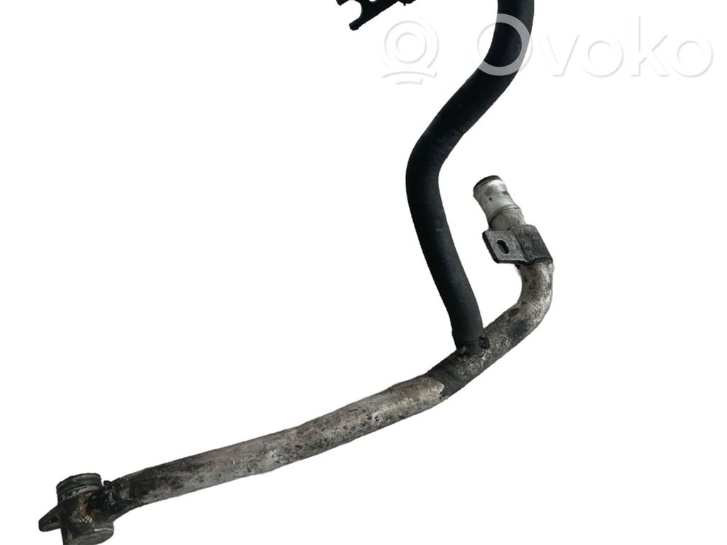 Audi A8 S8 D4 4H Engine coolant pipe/hose 