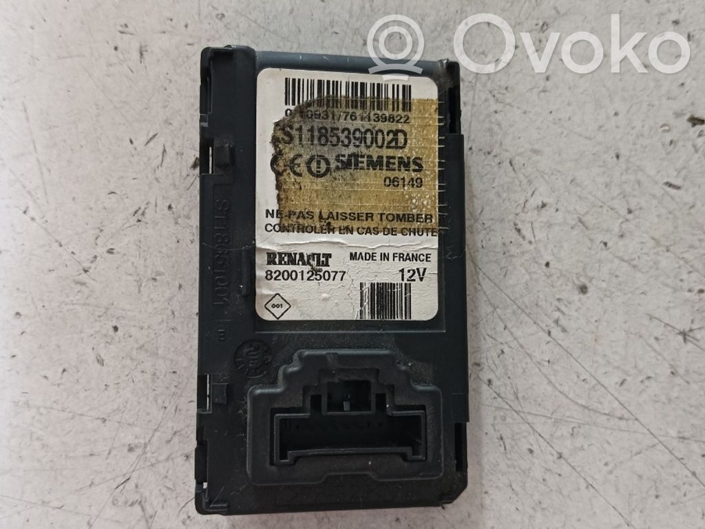 Lector de tarjeta/llave de arranque   8200125077