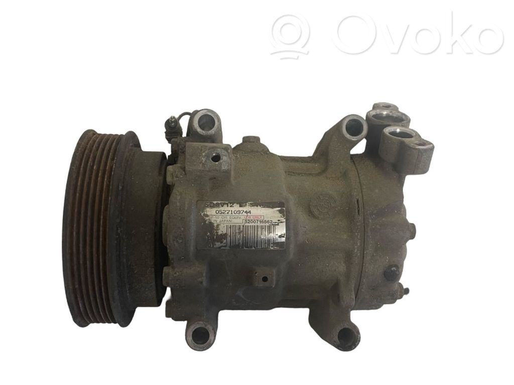 Renault Symbol I Air conditioning (A/C) compressor (pump) 