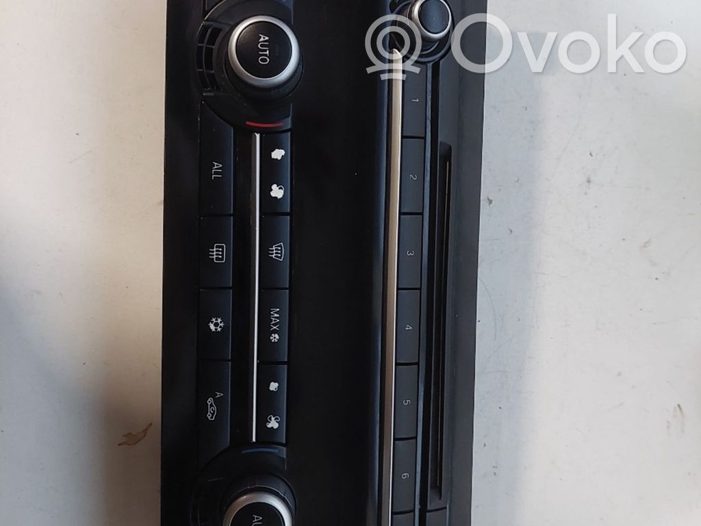 Climate control unit   923364801
