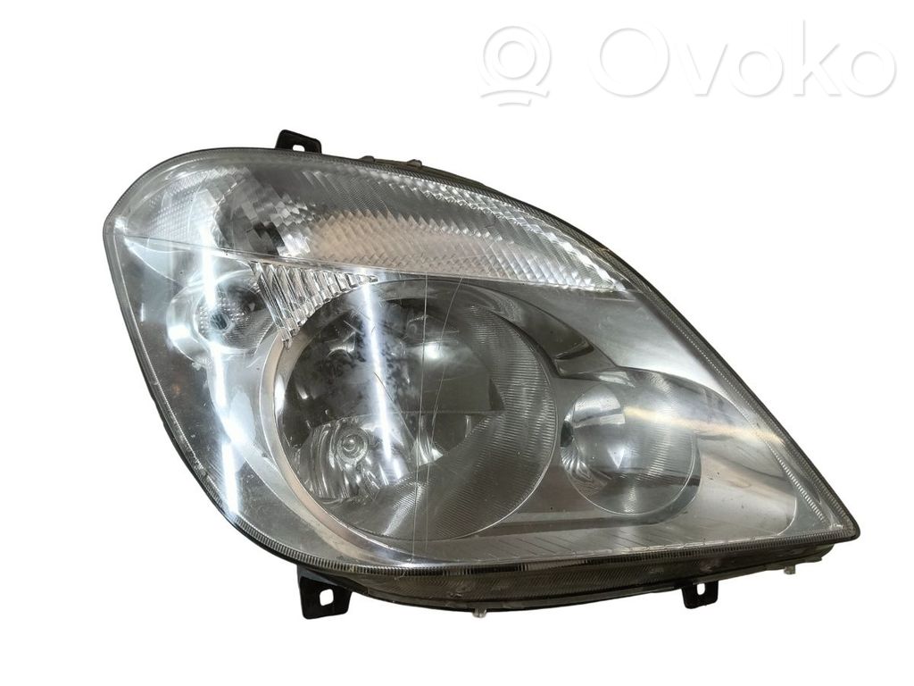 Mercedes-Benz Sprinter W906 Lampa przednia 