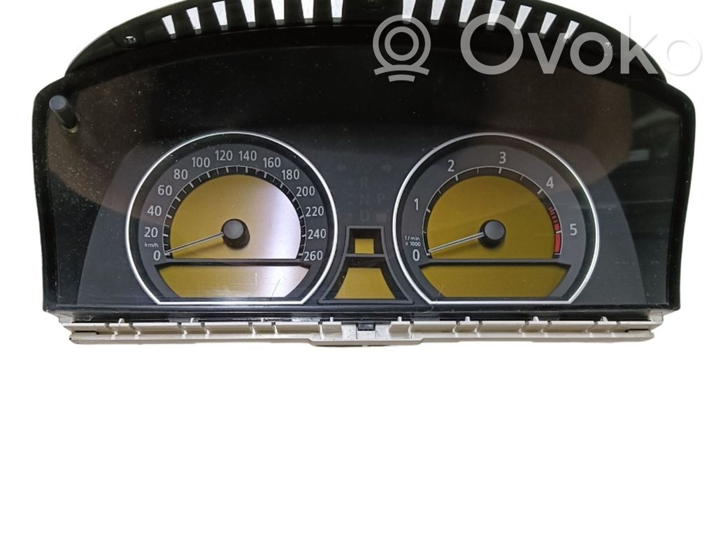 BMW 7 E65 E66 Clock 