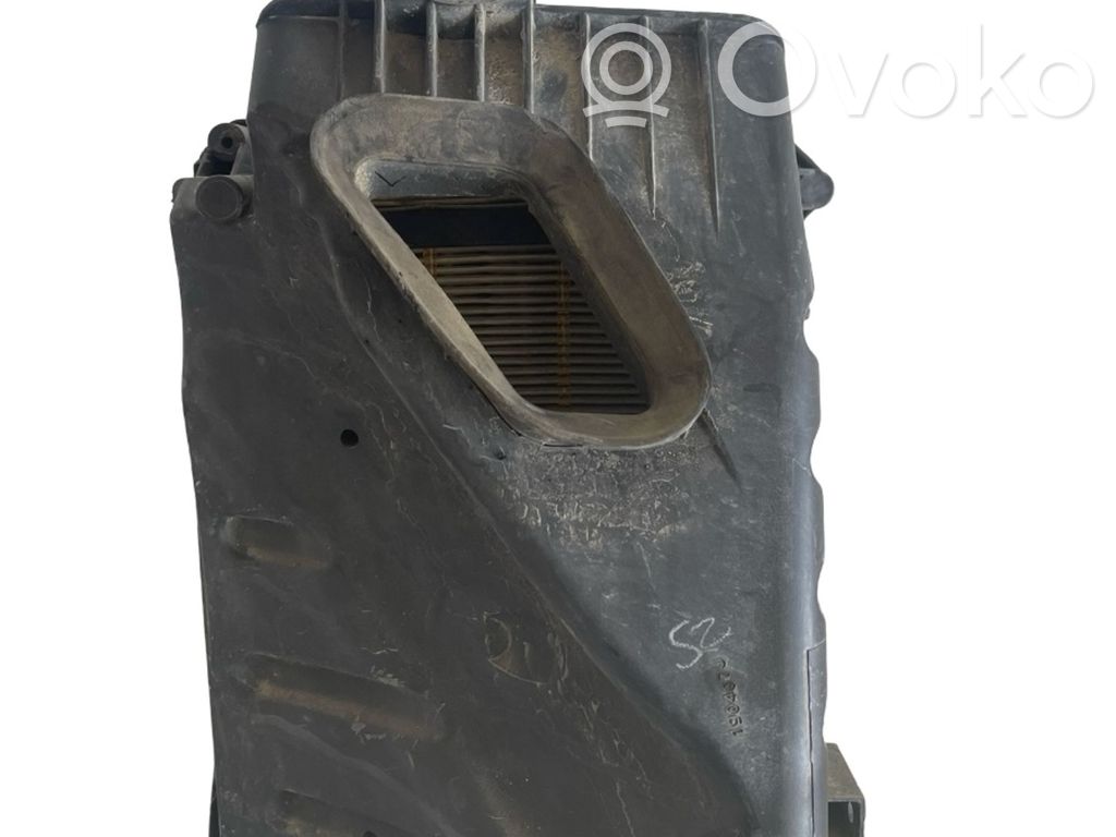 Luftfilterkasten   03G133835B