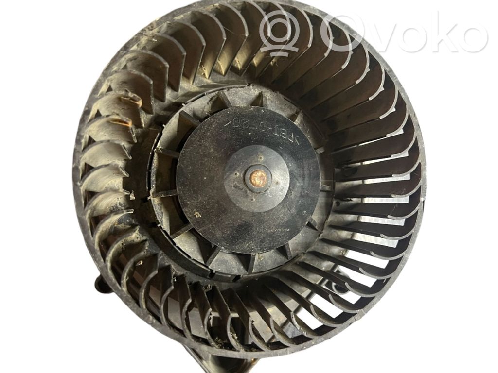 Pulseur d'air habitacle   8E1820021E