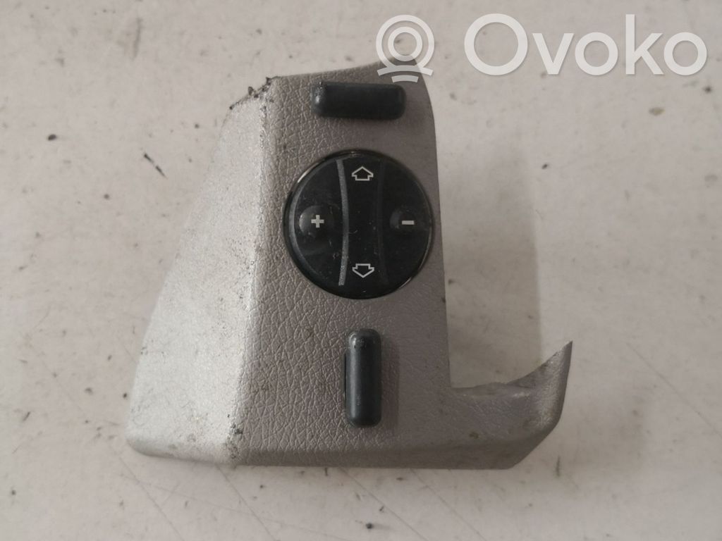 Mercedes-Benz E W211 Schalter el. Sitzverstellung 