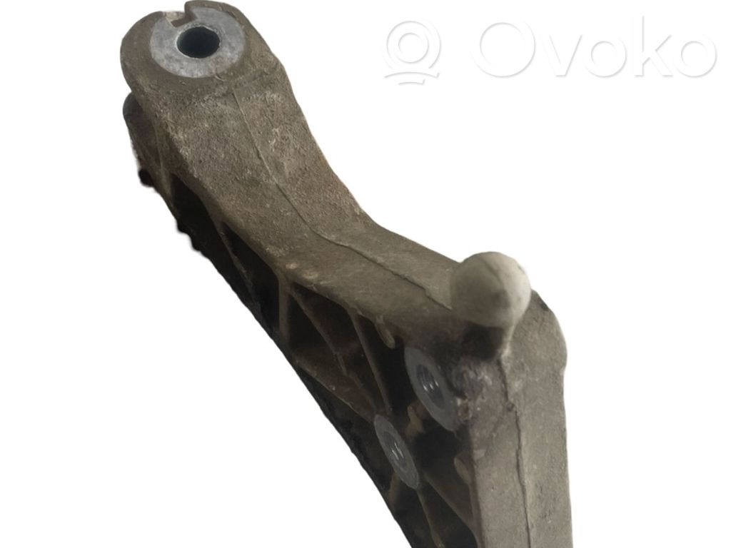 Opel Meriva B Engine mount bracket 