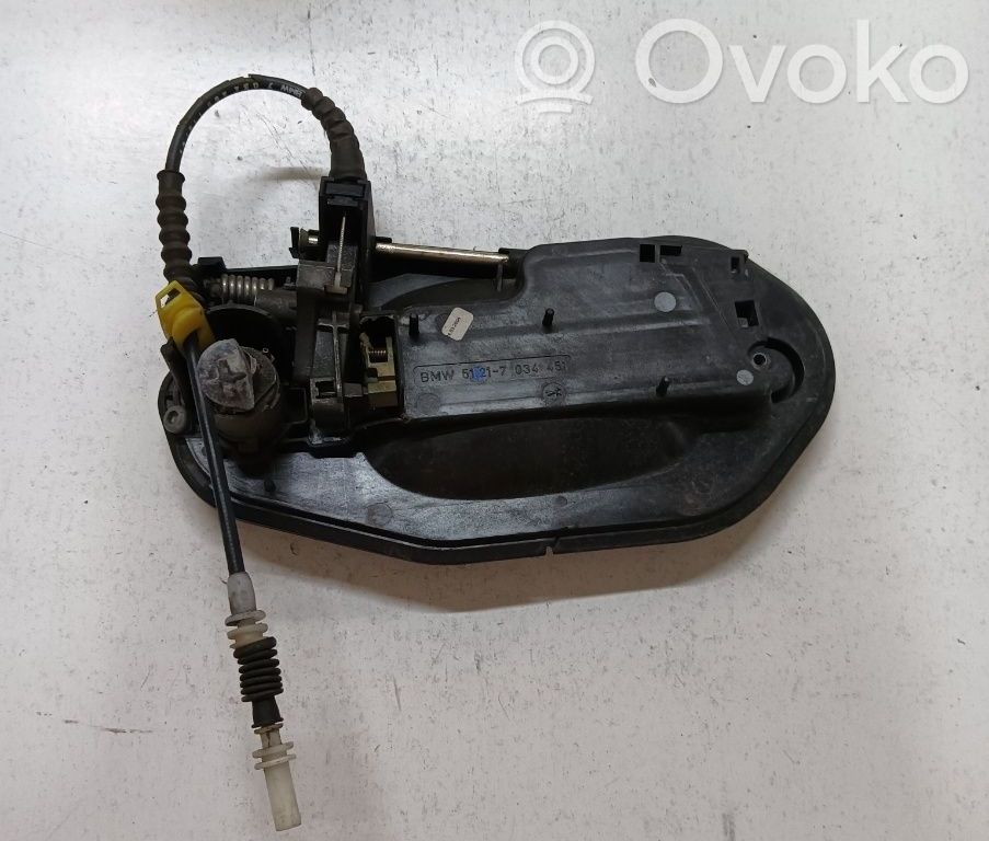 BMW 5 E60 E61 Front door lock (next to the handle) 