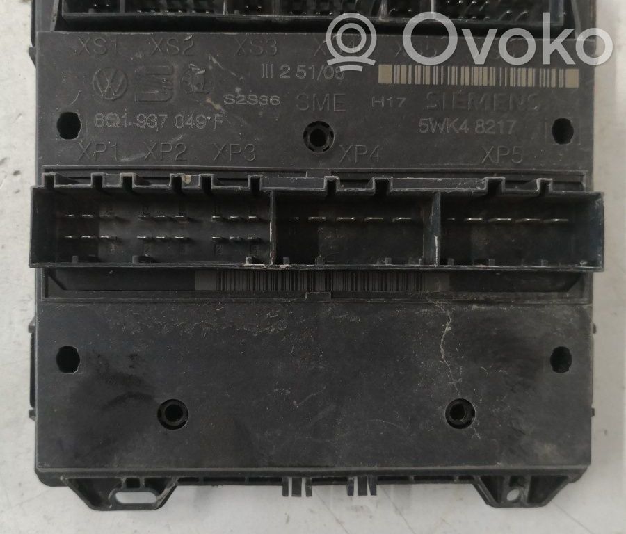 Volkswagen Polo IV 9N3 Komforta modulis 