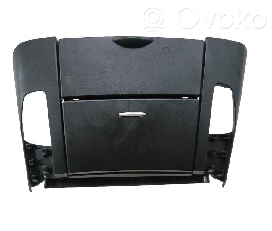 KIA Ceed Boîte / compartiment de rangement pour tableau de bord 