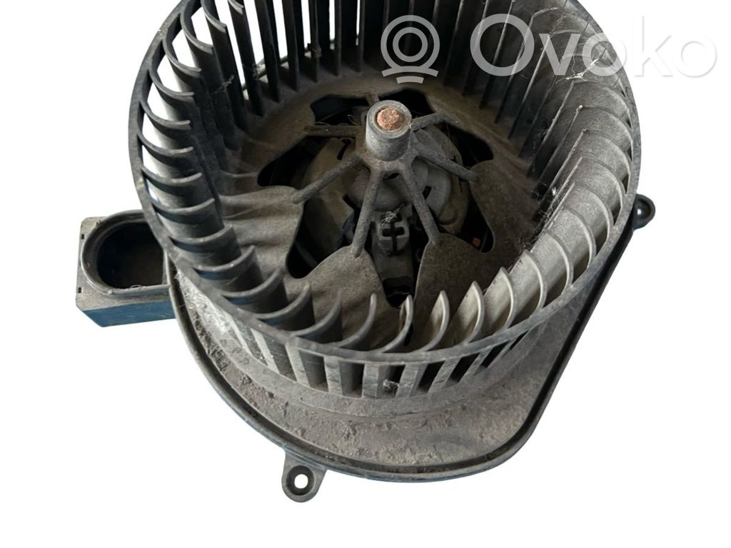 Dodge Nitro Mazā radiatora ventilators 