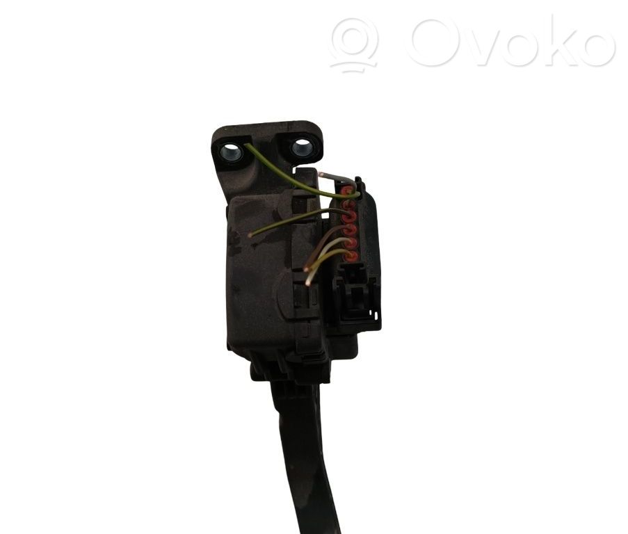 Gaspedal   4M519F836AK