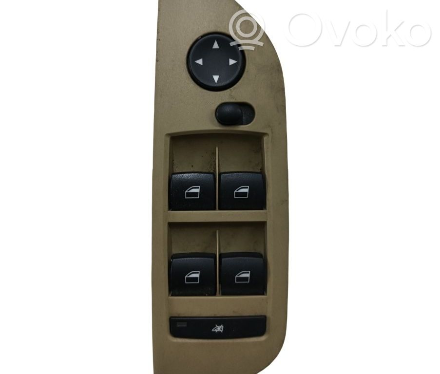 Elektrisko logu slēdzis   921604601