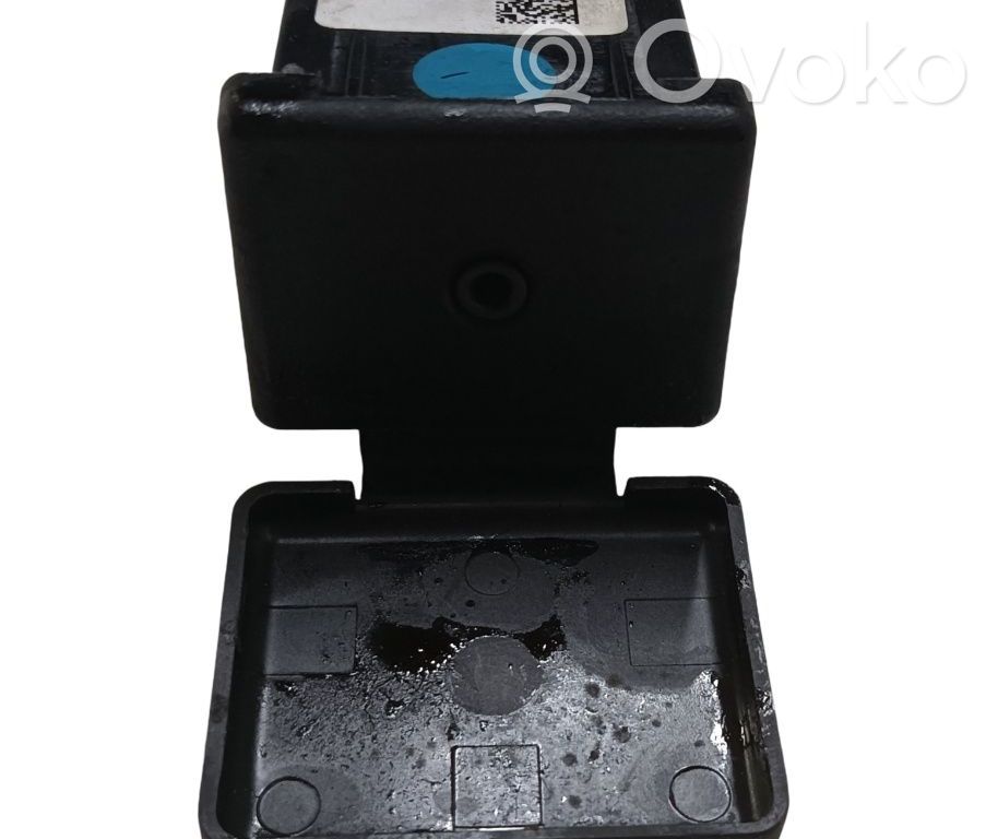 Enchufe conector USB   13339485