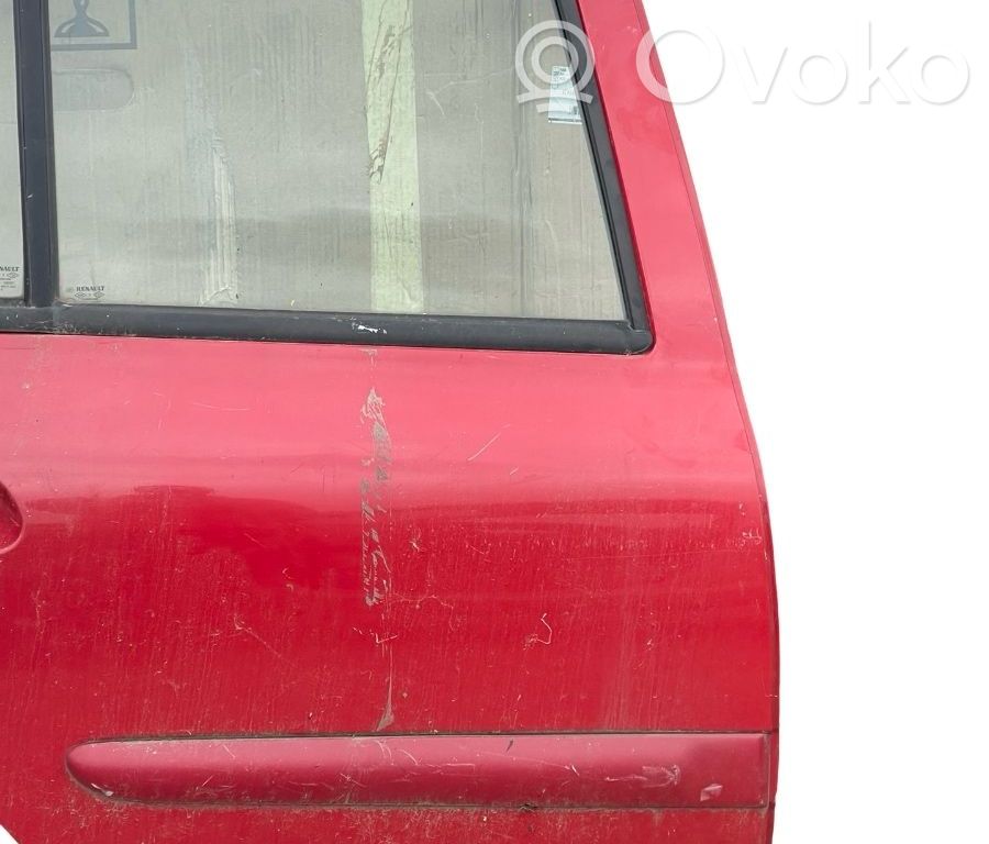 Renault Clio III Puerta trasera 