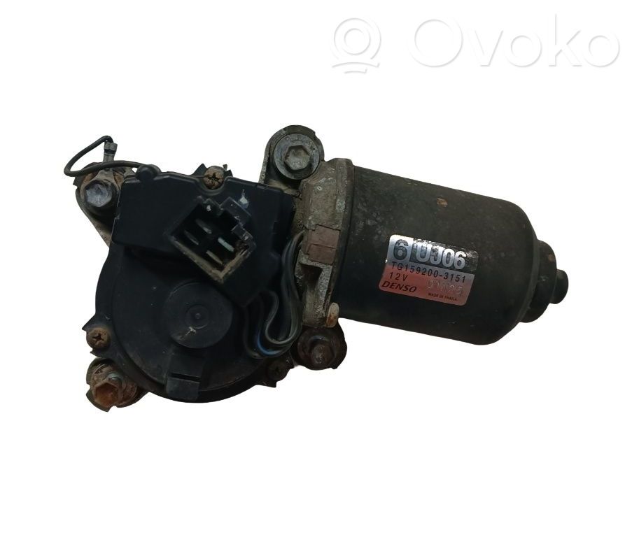 Mazda BT-50 Motor y varillaje del limpiaparabrisas delantero 