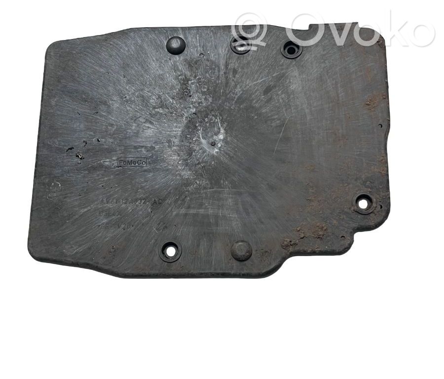 Ford Focus Engine control unit box 