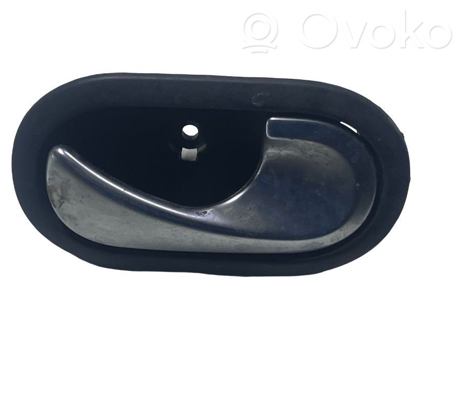 Manecilla interna puerta trasera   5005500006