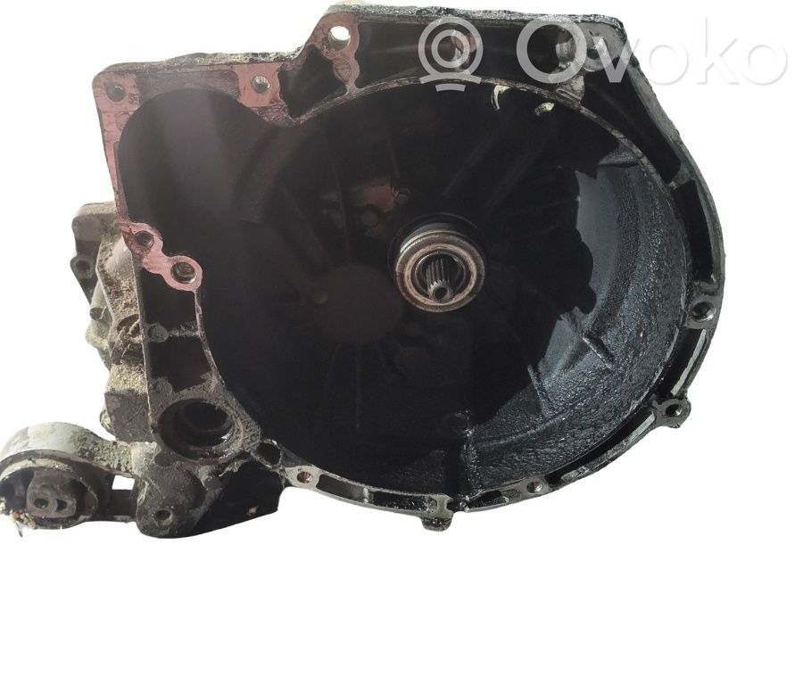 Manual 5 speed gearbox   2N1R7002EB