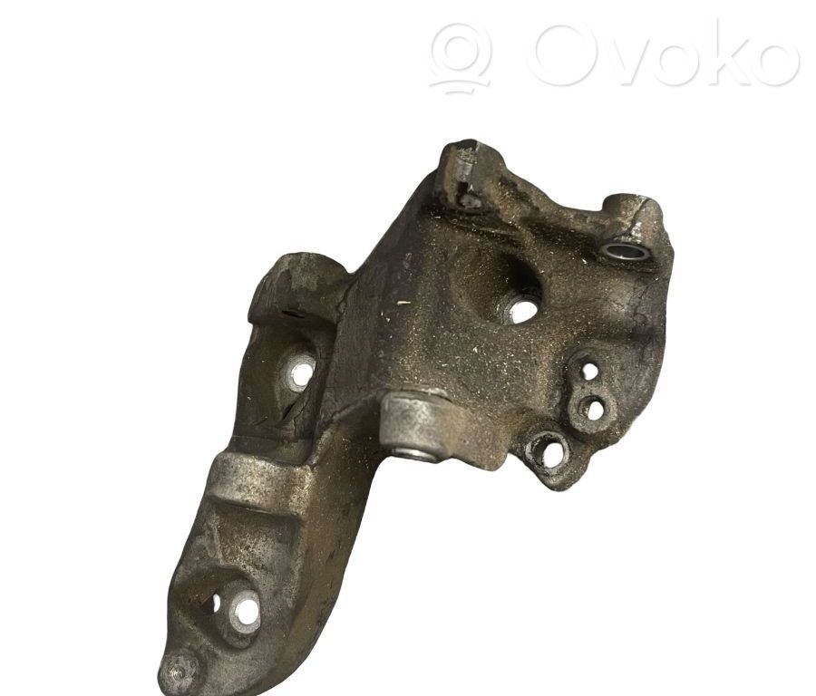 Soporte de montaje del motor