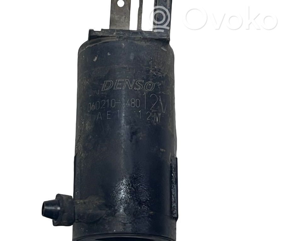 Windscreen/windshield washer pump   0602101480