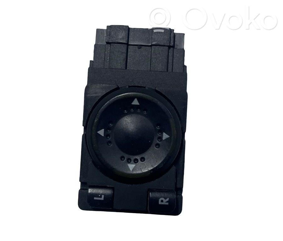 Wing mirror switch   3B1959565B